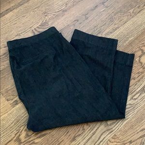 Bandolino “Maureen” Dark Denim Capris Size 16
